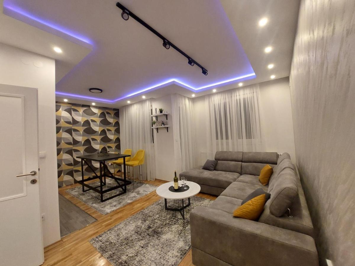 Ferienwohnung Stan Na Dan Mb Lux Bijeljina Exterior foto